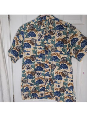 Kahala Vintage Hawaiian Turtle and Hut Print Button Down Tee Sz M 90s